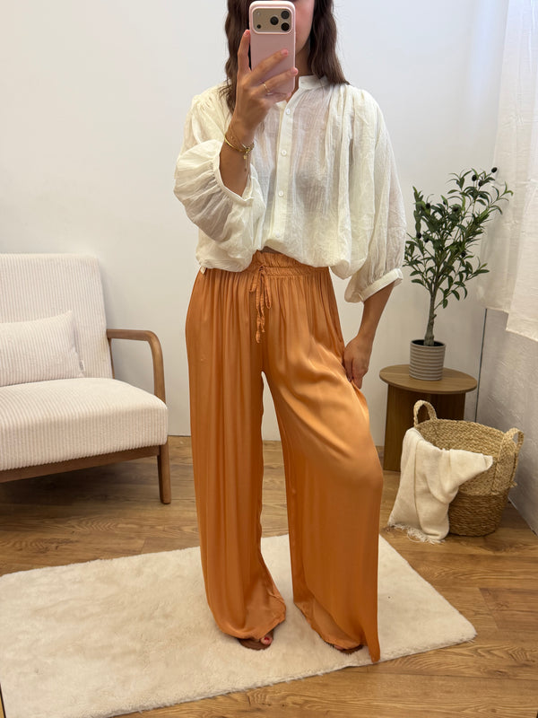 Pantalon en Satin Zélia - Corail Paula