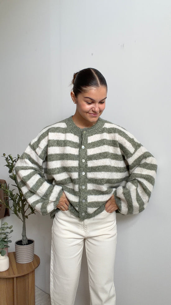 Pull Fiona Paula